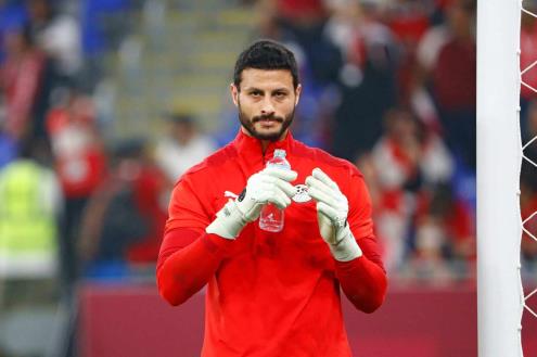 بعد 11 مباراة مع الأهلي والمنتخب.. ماذا تقول أرقام الشناوي؟